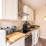 Newly Renovated Coach House By Prescott Apartments