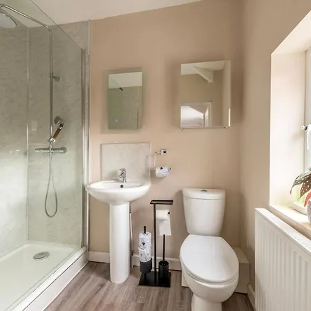 Newly Renovated Coach House By Prescott Bristol