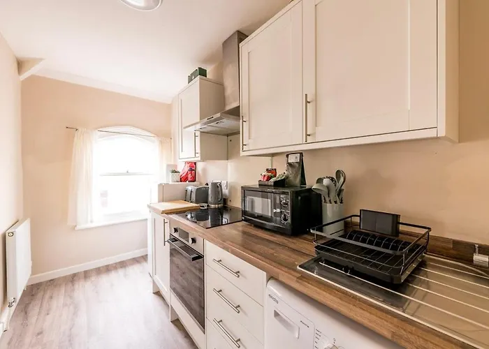 Apartment Newly Refurbished Coach House By Prescott *